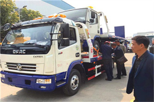 泗泾镇汽车道路救援拖车价格